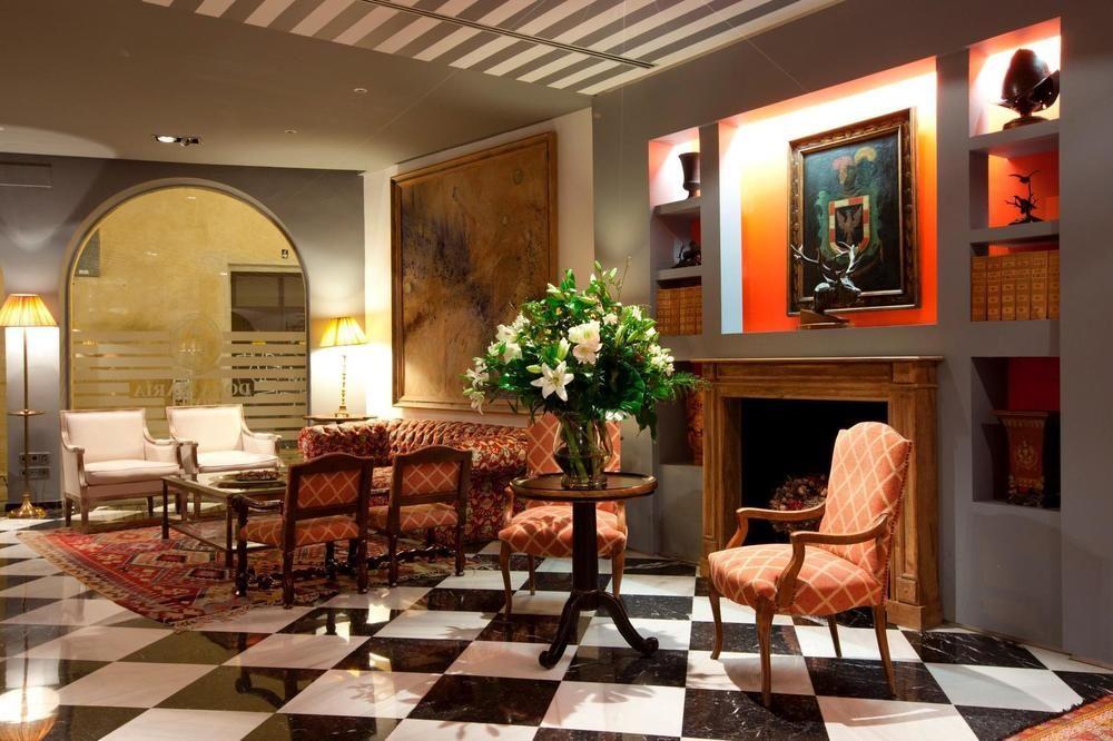Hotel Dona Maria Seville Luaran gambar