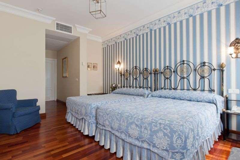 Hotel Dona Maria Seville Bilik gambar