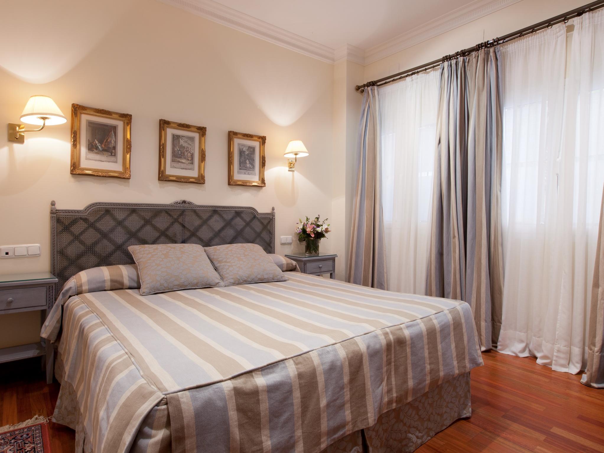 Hotel Dona Maria Seville Luaran gambar
