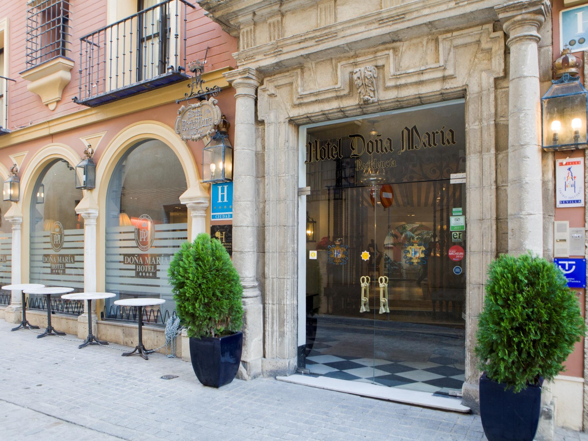 Hotel Dona Maria Seville Luaran gambar