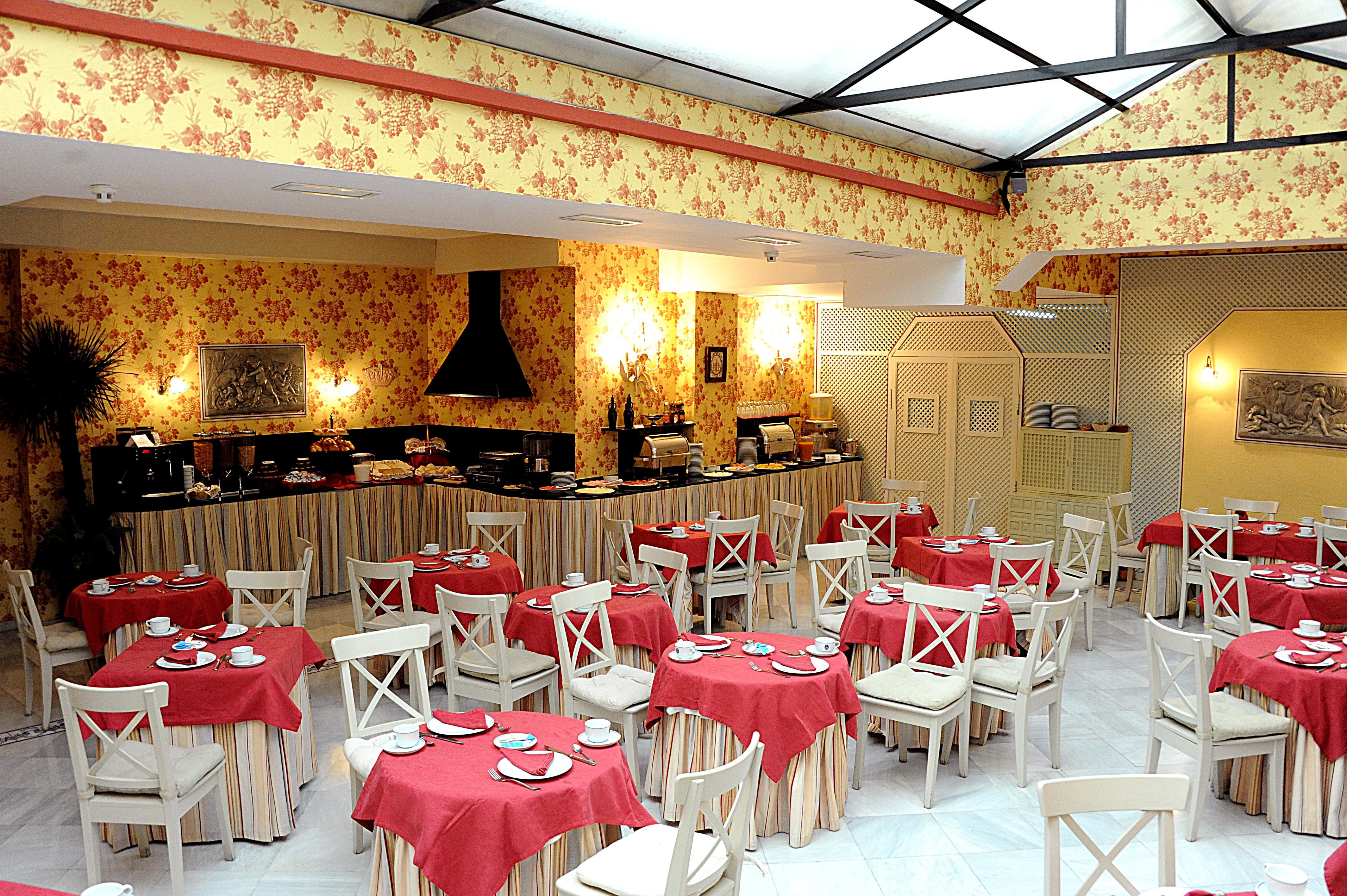 Hotel Dona Maria Seville Luaran gambar