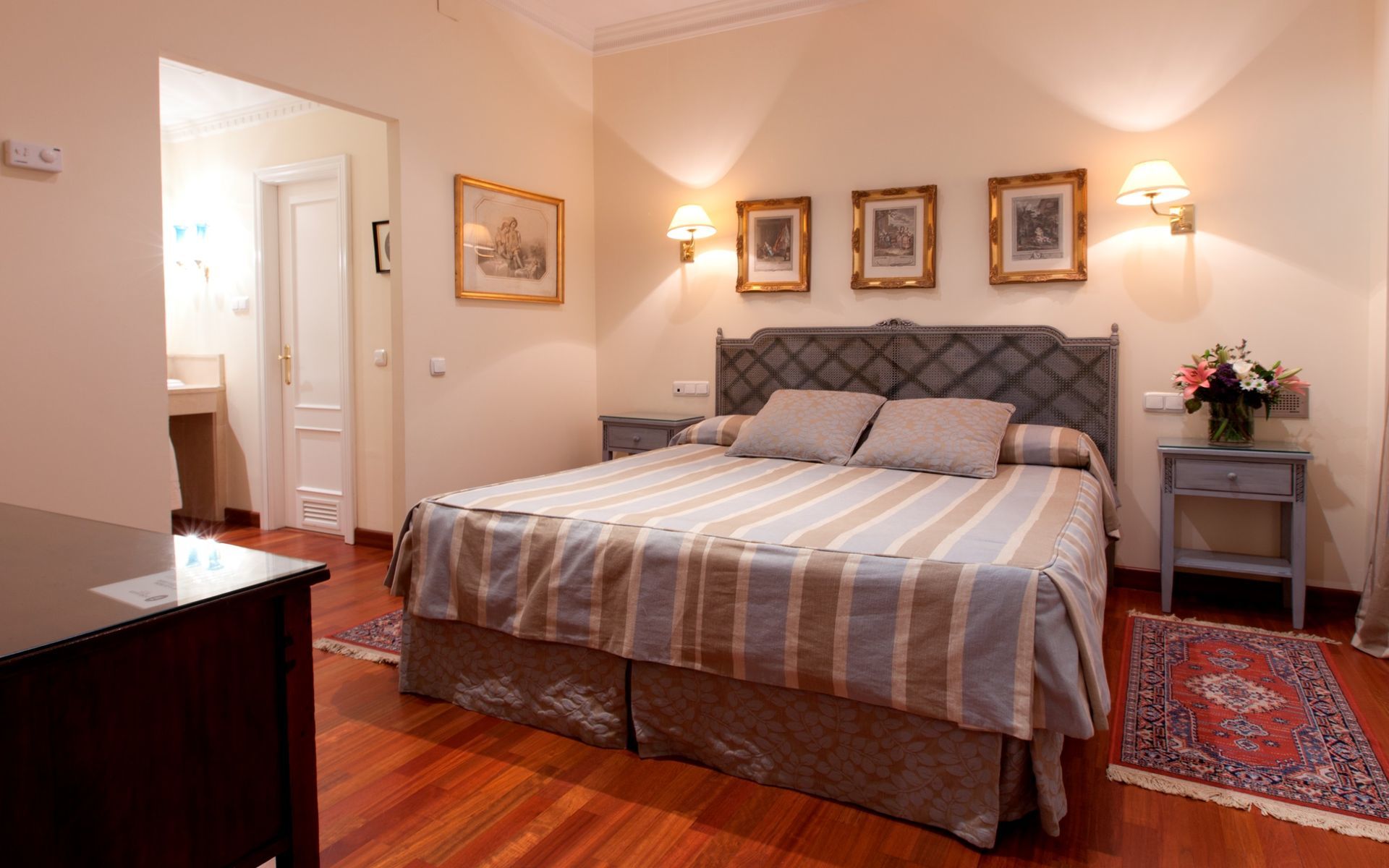 Hotel Dona Maria Seville Luaran gambar