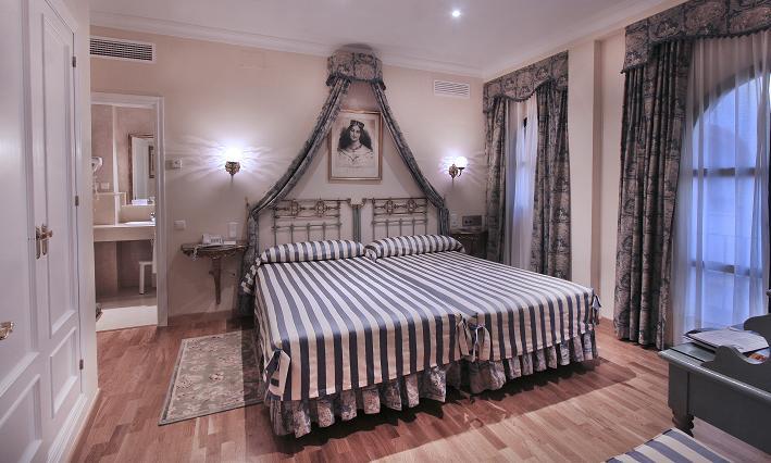 Hotel Dona Maria Seville Luaran gambar
