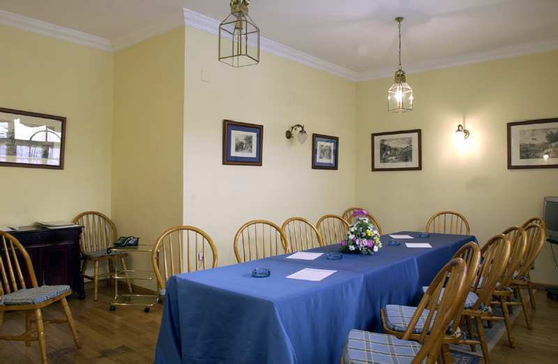 Hotel Dona Maria Seville Luaran gambar