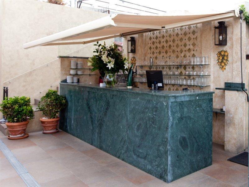 Hotel Dona Maria Seville Luaran gambar