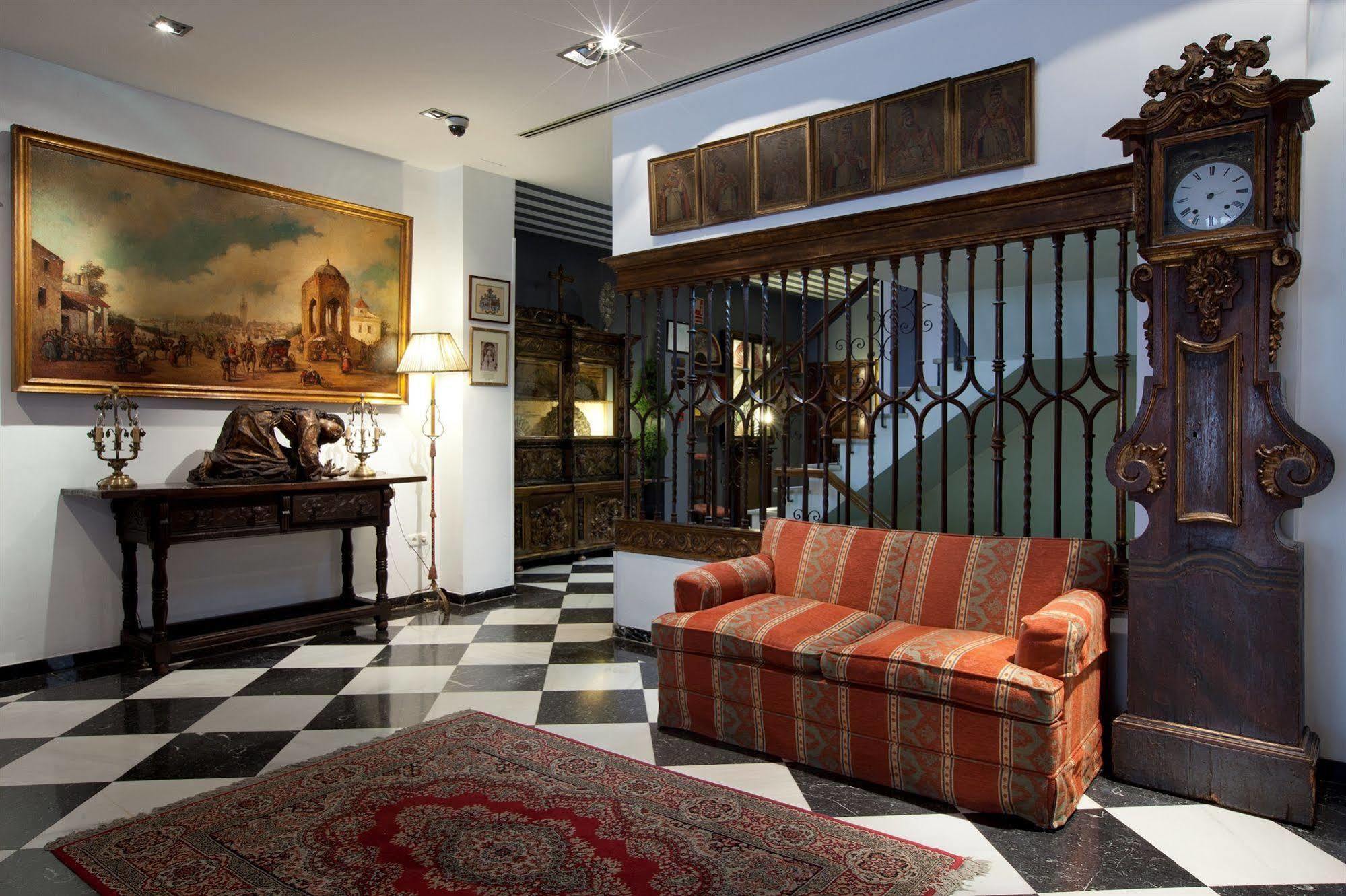 Hotel Dona Maria Seville Luaran gambar